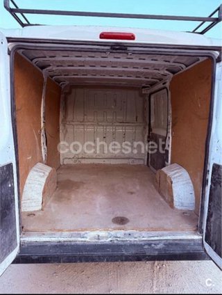 Peugeot Boxer 330 L1H1 blueHDI