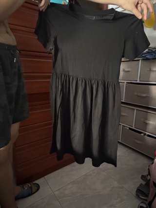 Vestido negro corto