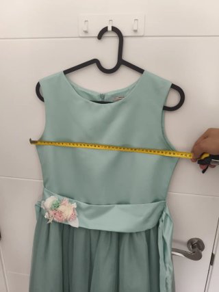Vestido verde niña con flores