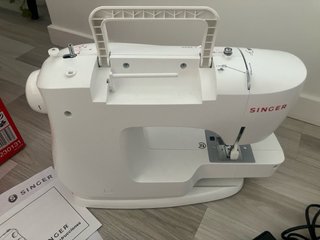 Máquina de coser Singer 3333 Fashion Mate