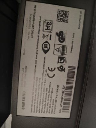 Monitor Samsung Elevable Rotativo Negro