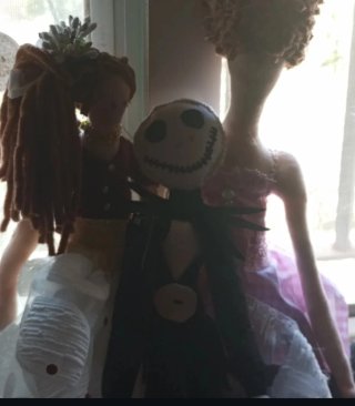 Muñeco tejido estilo Jack Skellington