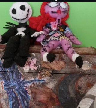 Muñeco tejido estilo Jack Skellington