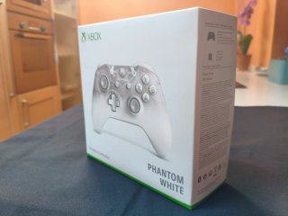 Mando Xbox Phantom White Inalámbrico