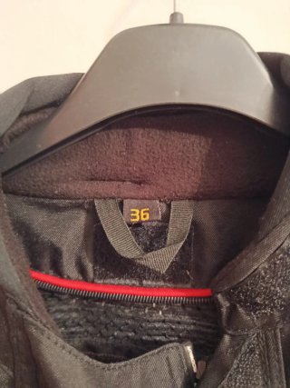 Chaqueta Moto Negra y Roja Talla 36