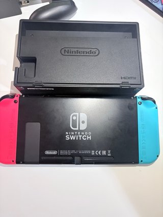 Nintendo Switch con accesorios