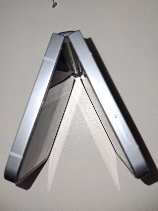 Samsung Galaxy Z Flip 6