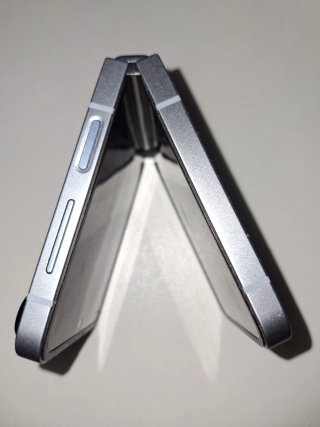 Samsung Galaxy Z Flip 6