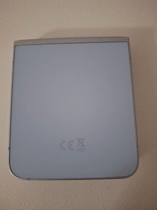 Samsung Galaxy Z Flip 6