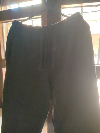Sudadera verde con mensaje
