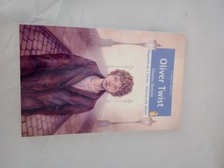 Libro Oliver Twist Charles Dickens