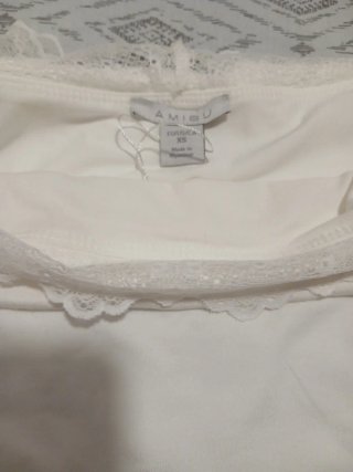 Top Hombros Descubiertos Encaje Blanco Talla XS