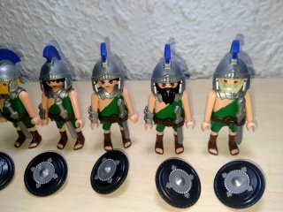 Playmobil romanos.. bárbaros verdes