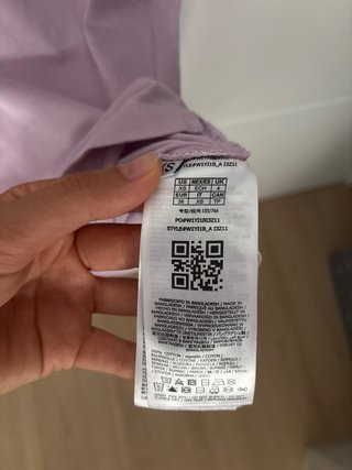 Camiseta Guess Morada Talla XS Mujer