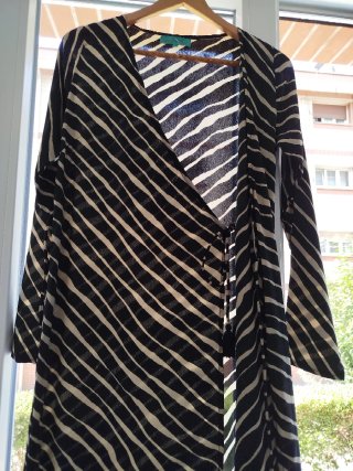 Vestido estampado cebra m/l. t. M. Sunset and Moon