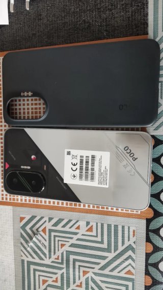 Xiaomi POCO F7 256GB HyperOS