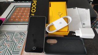 Xiaomi POCO F7 256GB HyperOS