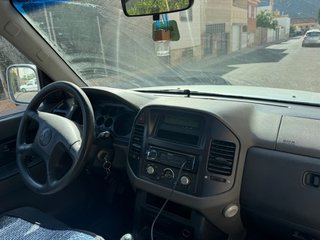 Mitsubishi Montero 2004