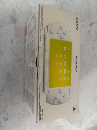 Consola Sony PSP 1004 Blanca con juegos