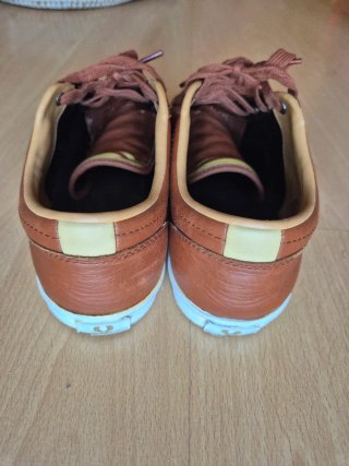 Sapatilhas Fred Perry Castanhas Tamanho 44