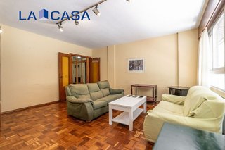 Piso en venta en Palos de Moguer en Madrid