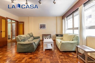 Piso en venta en Palos de Moguer en Madrid