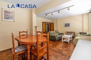 Piso en venta en Palos de Moguer en Madrid