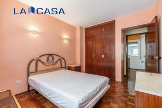 Piso en venta en Palos de Moguer en Madrid
