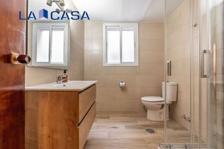 Piso en venta en Palos de Moguer en Madrid
