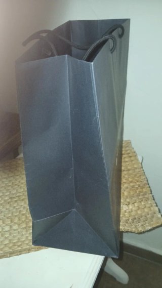Bolsa de papel Gucci negra