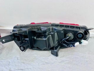 Yamaha X-MAX 2025 - Faros Traseros