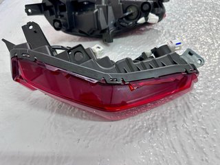 Yamaha X-MAX 2025 - Faros Traseros