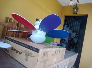 Ventilador de techo blanco  y otro colores