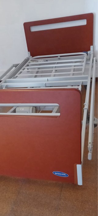 Cama articulada Invacare nueva
