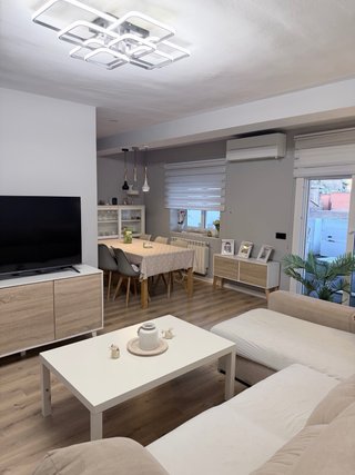 Ático reformado + parking, trastero y gran terraza