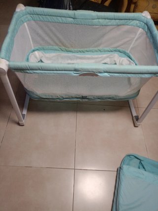 Cuna de viaje plegable