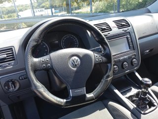 Volkswagen Golf 2004