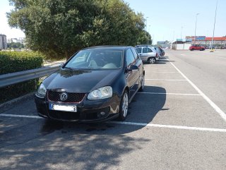Volkswagen Golf 2004