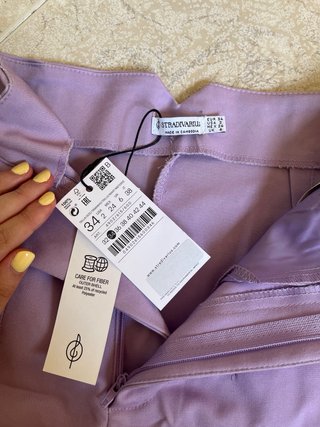 Pantalón corto tiro alto morado