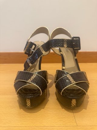 Sandalias Bimba y Lola Talla 41