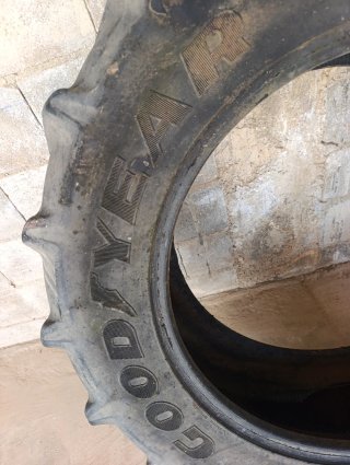 Neumático Goodyear 360/70R28