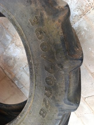 Neumático Goodyear 360/70R28