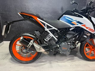 KTM Duke 125 ABS