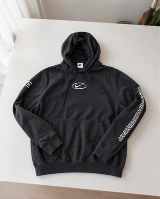 Sudadera Nike Negra con Logo Ovalado