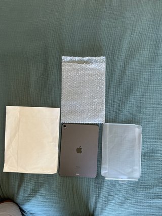 iPad Space Gray 5th generation 64GB Wifi