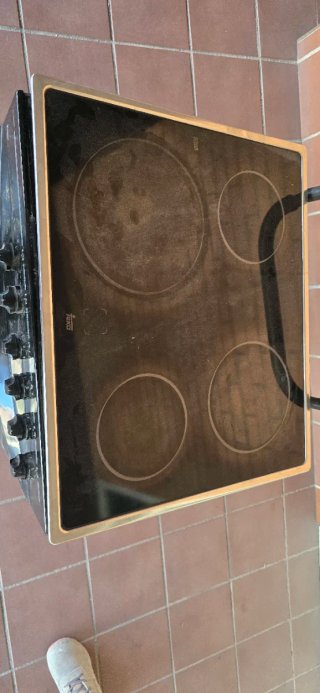 Horno y vitrocerámica Teka