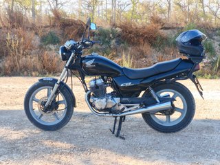 Honda CB 250 Two Fifty