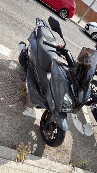 Moto MBP 125cc Gris/Negro Maxi-Scooter