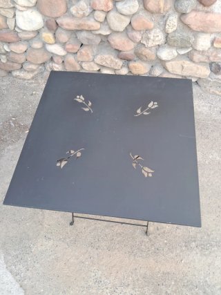 Conjunto mesa y 2 sillas plegables   hierro jardín