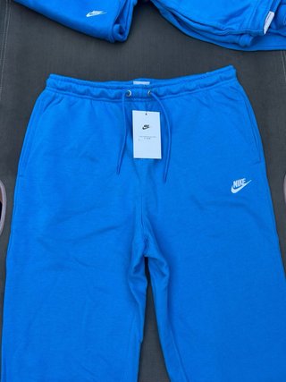 LIQUIDACIÓN LOTE - Pantalón Chándal Nike Azul